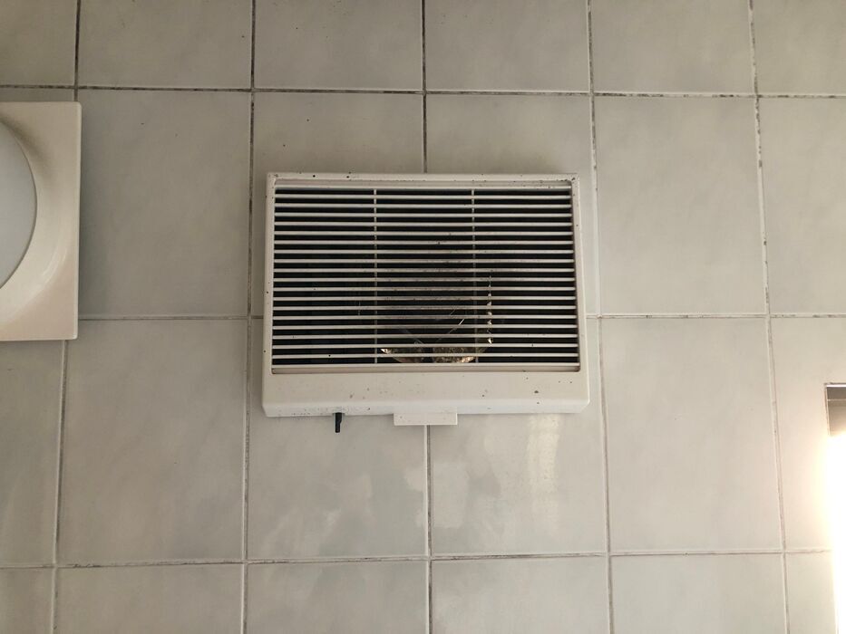 浴室乾燥機のリニューアルプレート使用バージョン